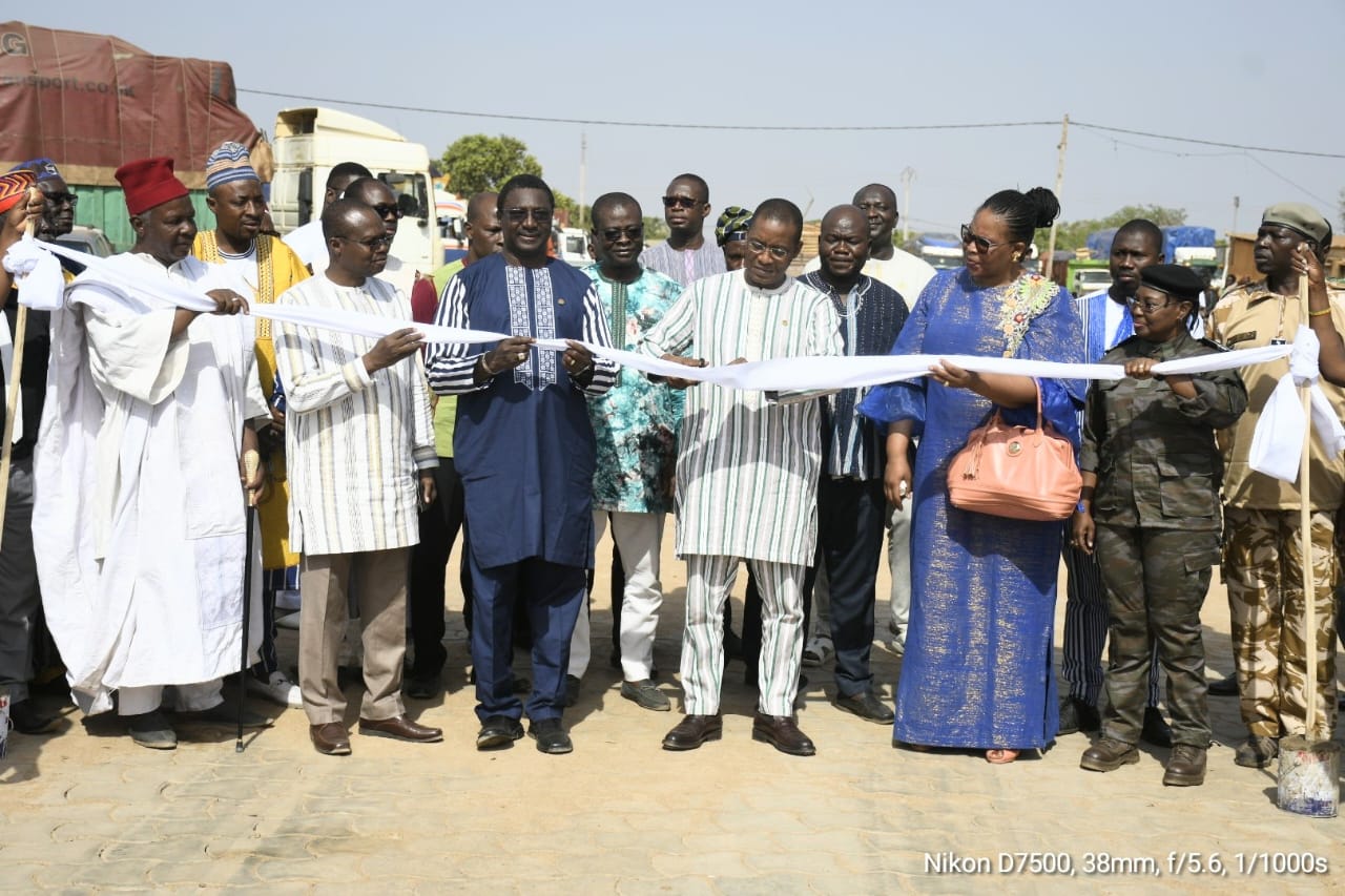 Retour sur l’Inauguration du Nouveau Parking Gros Porteurs à Dakola et Lancement de la Facturation en Frontière